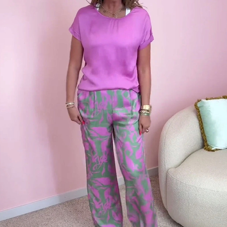 Round neck with short sleeves, printed, short sleeves, long pants, two-piece suit